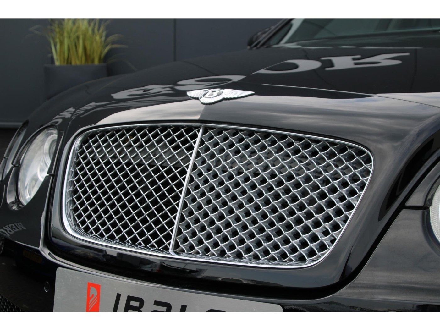 Bentley Continental Flying Spur W12 560pk — foto 37 van 44