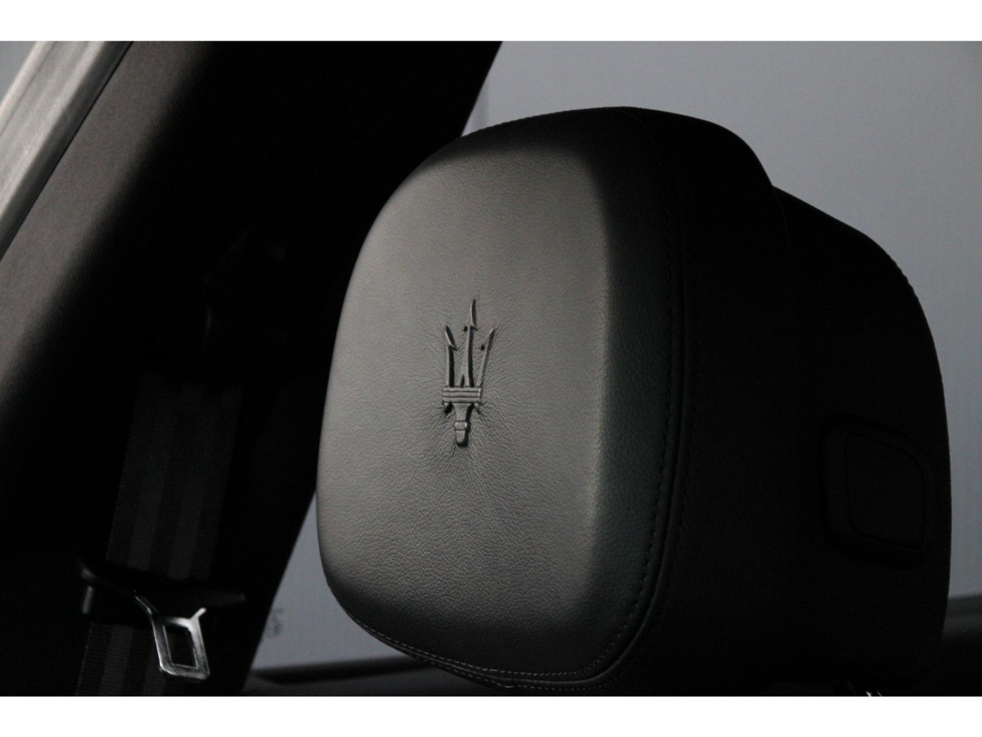 Maserati Quattroporte 3.8 V8 GTS — foto 35 van 48