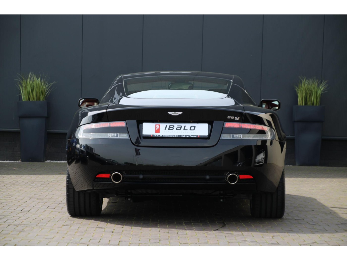 Aston Martin DB9 V12 Touchtronic — foto 8 van 39