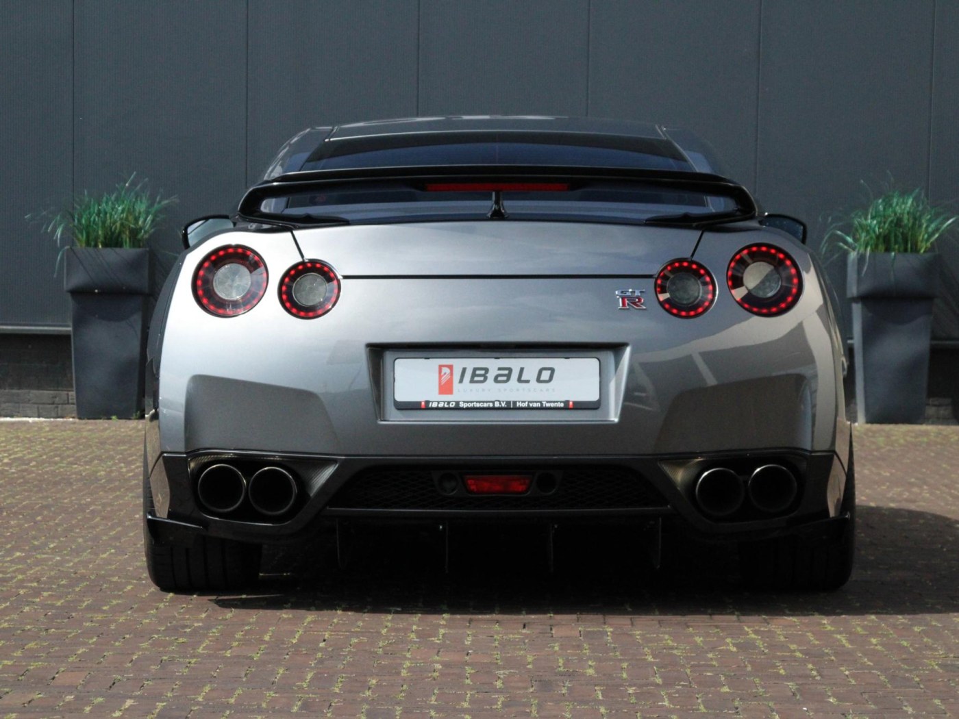 Nissan GT-R 3.8 V6 Premium — foto 9 van 55