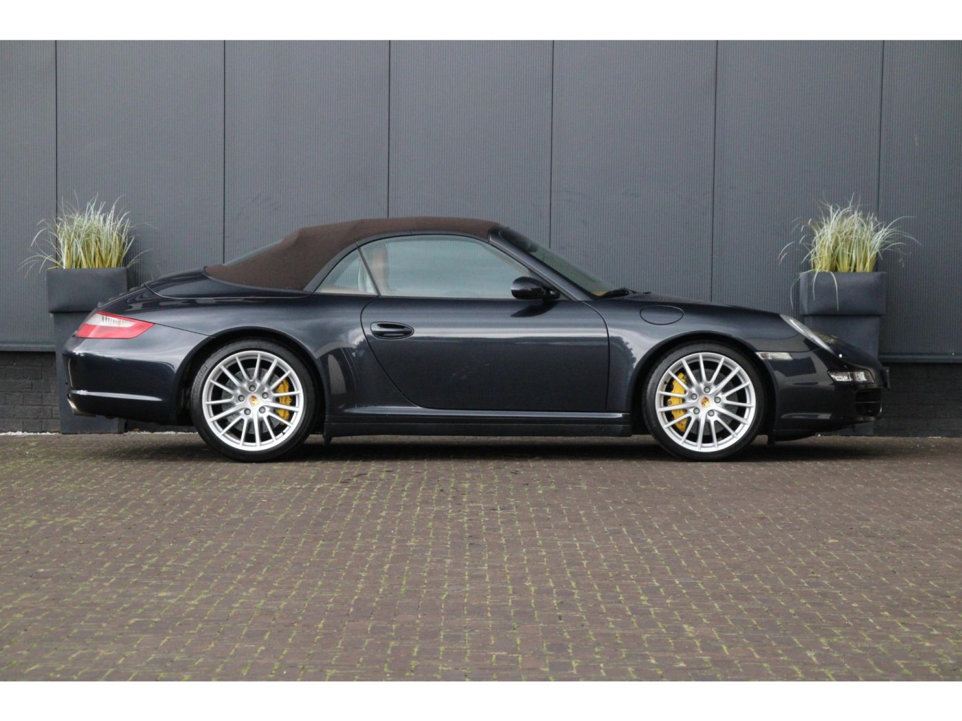 Porsche 911 Cabrio 3.8 Carrera 4S (997) | Keramisch PCCB | BTW-auto | — foto 14 van 40
