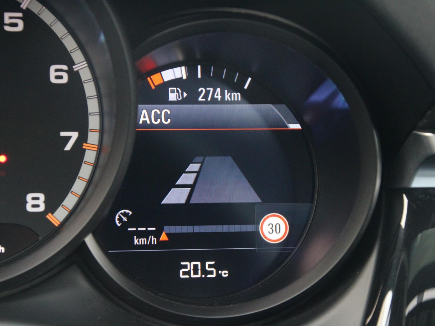 Porsche Macan 2.9 Turbo — foto 17 van 73