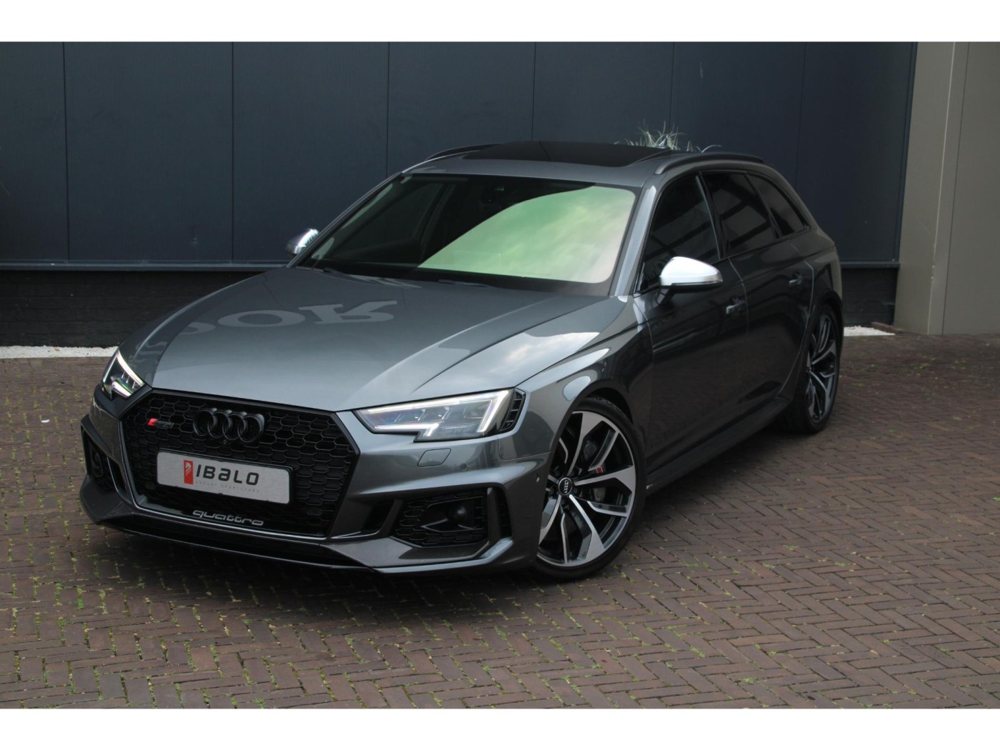 Audi RS4 Avant 2.9 TFSI quattro — foto 7 van 67