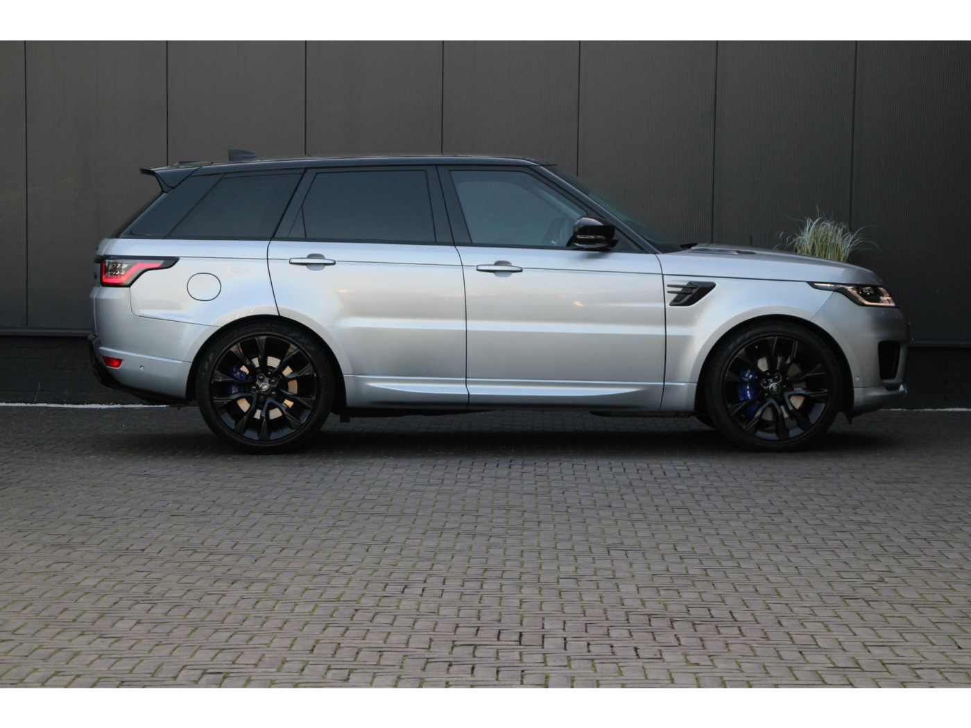 Land Rover Range Rover Sport 3.0 P400 HST — foto 8 van 72