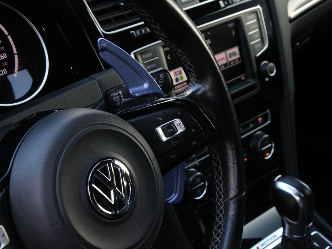 Volkswagen Golf 2.0 TSI R 4Motion | R512 Licht Blau | Dynaudio | — foto 33 van 35