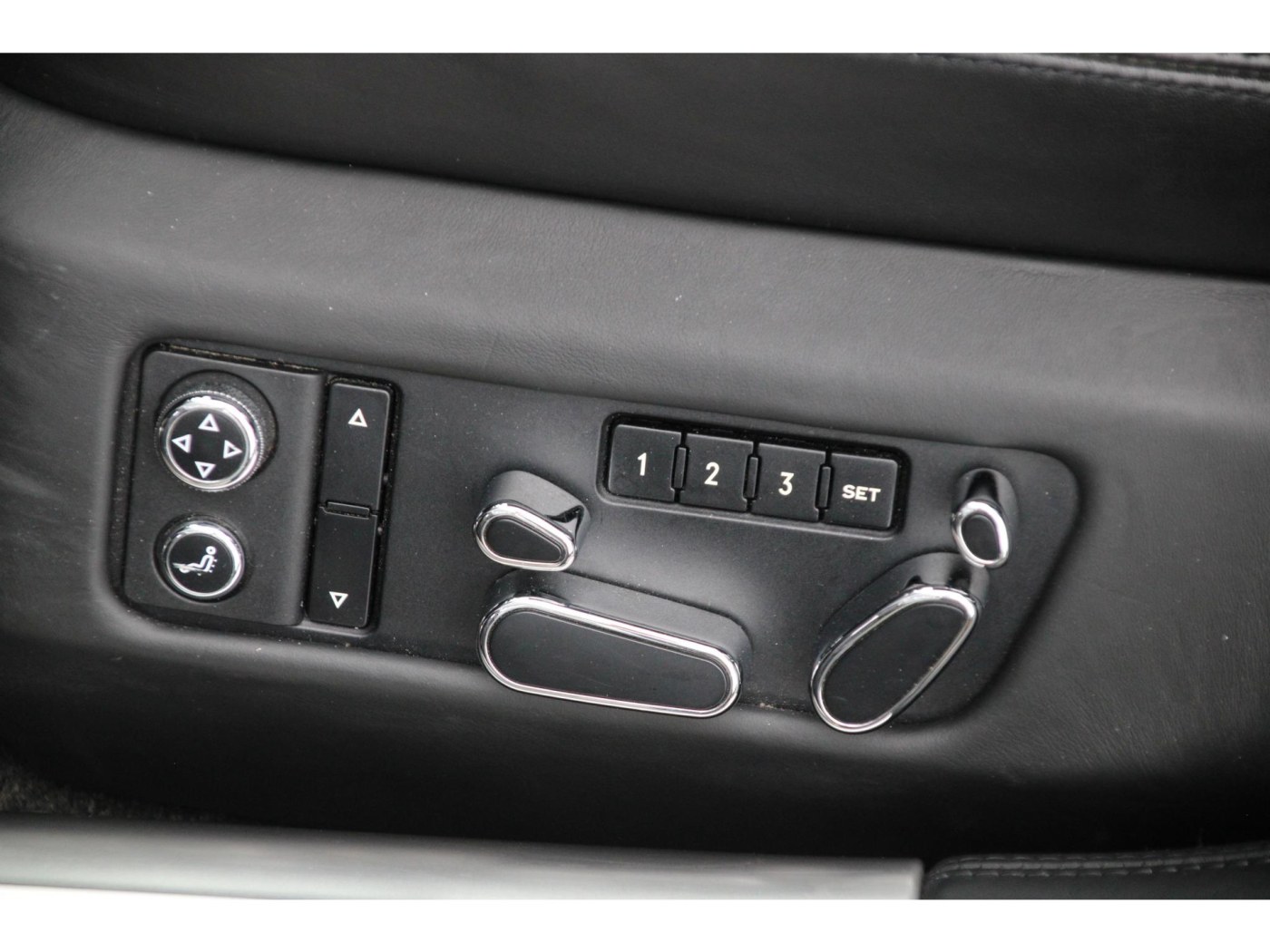 Bentley Continental Flying Spur W12 560pk — foto 16 van 44