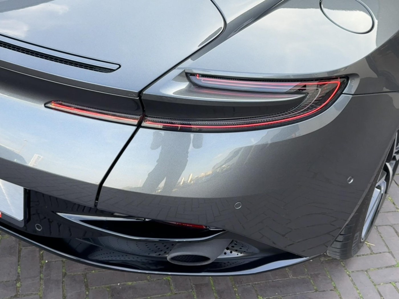 Aston Martin DB11 5.2 V12 | NL-auto | Dealer Onderh | PPF | — foto 22 van 49