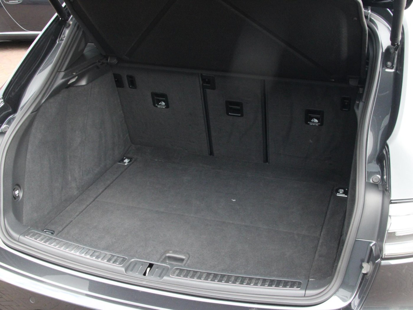 Porsche Macan 2.9 Turbo — foto 57 van 73