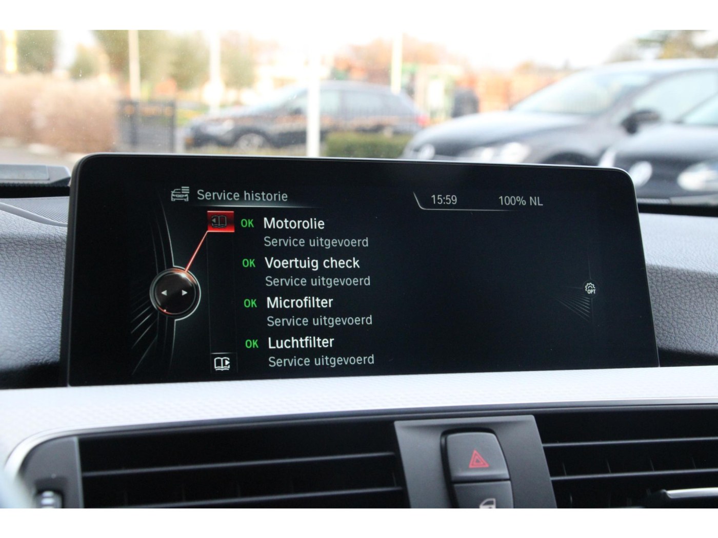 BMW 3-serie Touring 340i xDrive M-Sport | Trekhaak | El. stoelen | — foto 15 van 35