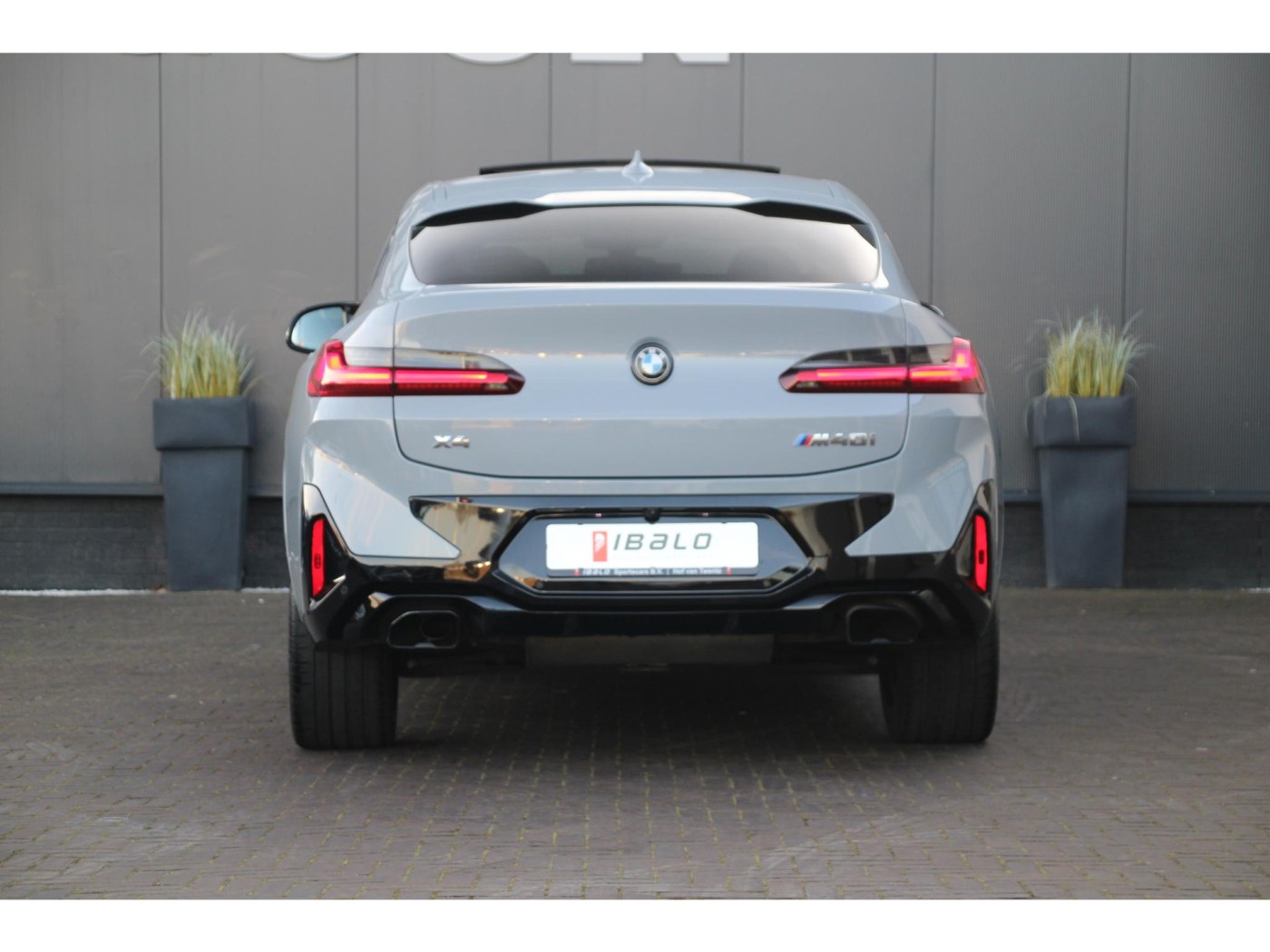 BMW X4 M40i High Executive — foto 14 van 48