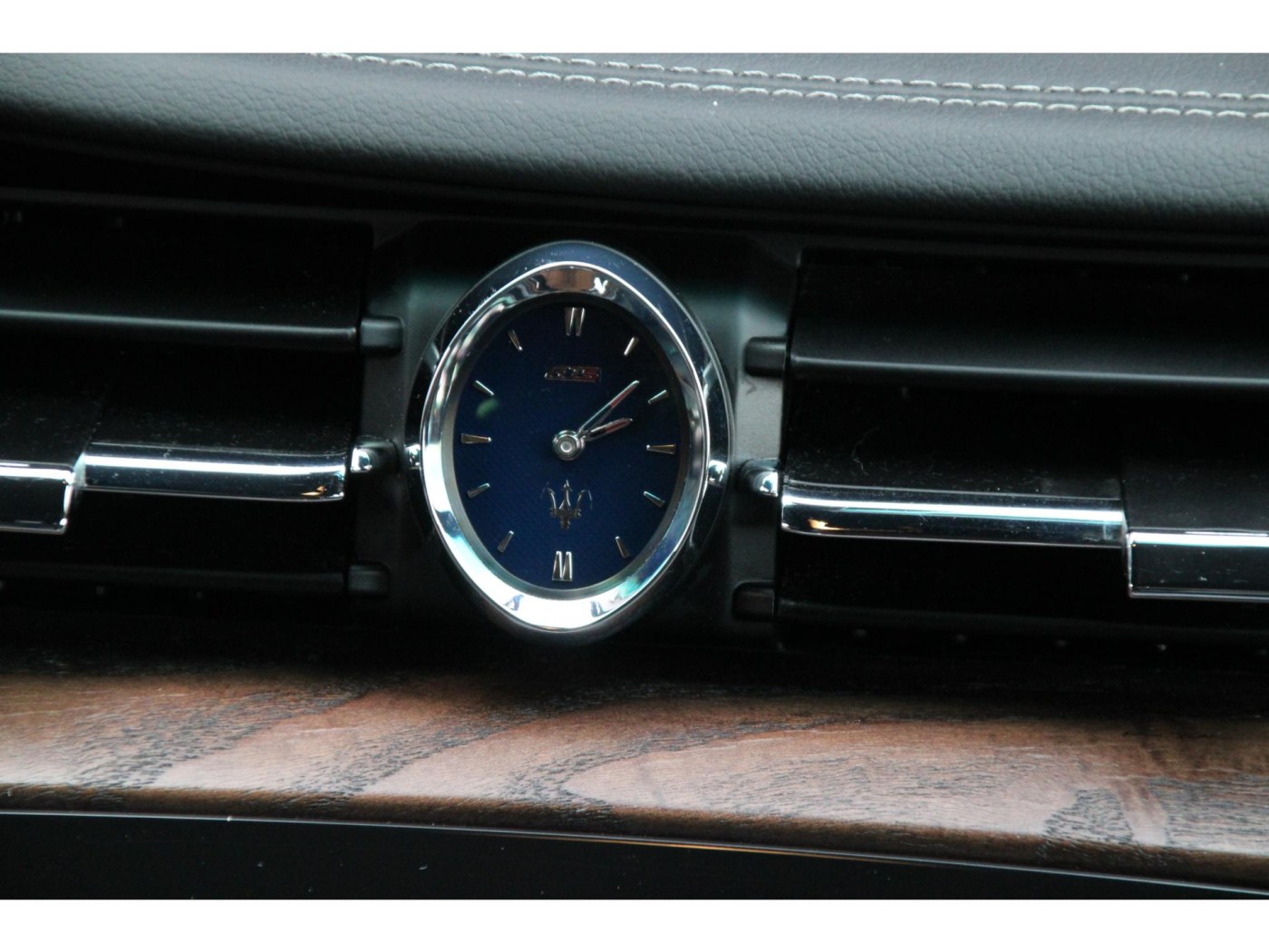Maserati Quattroporte 3.8 V8 GTS — foto 25 van 48