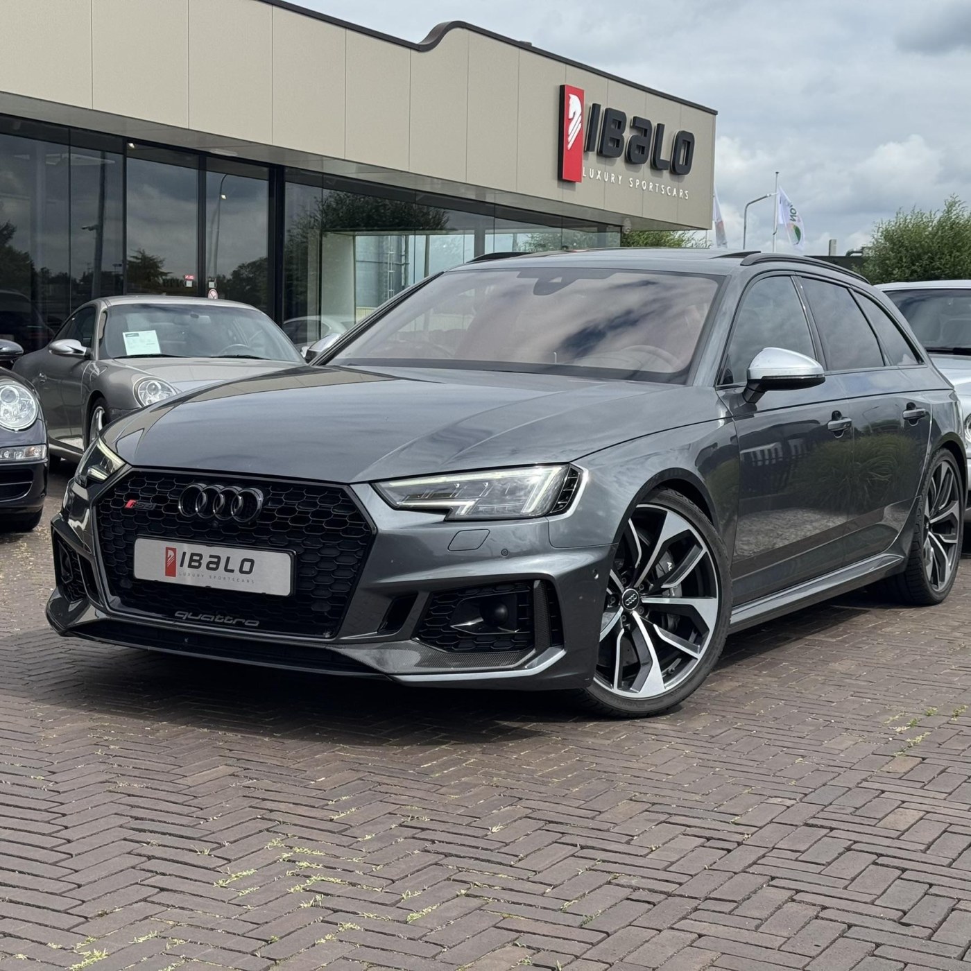 Audi RS4 Avant 2.9 TFSI quattro — foto 52 van 67