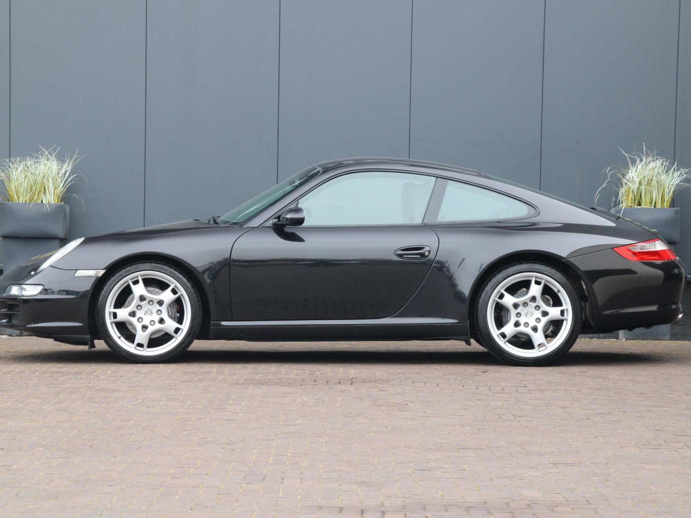 Porsche 911 3.6 Carrera | BTW | 19 inch | Historie | — foto 17 van 19