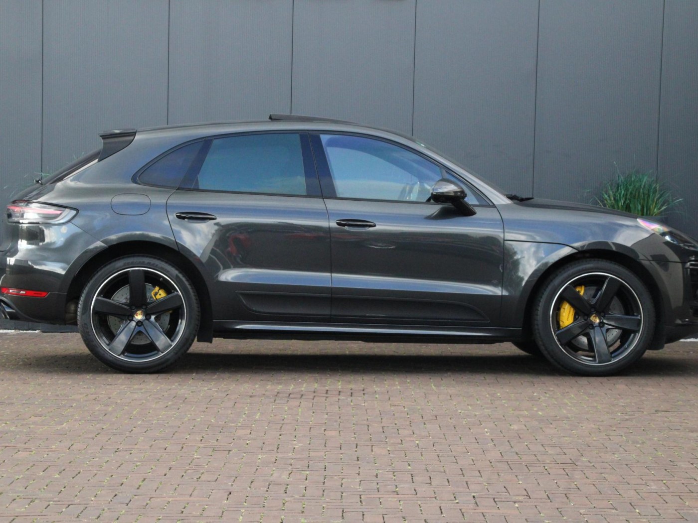 Porsche Macan 2.9 Turbo — foto 12 van 73