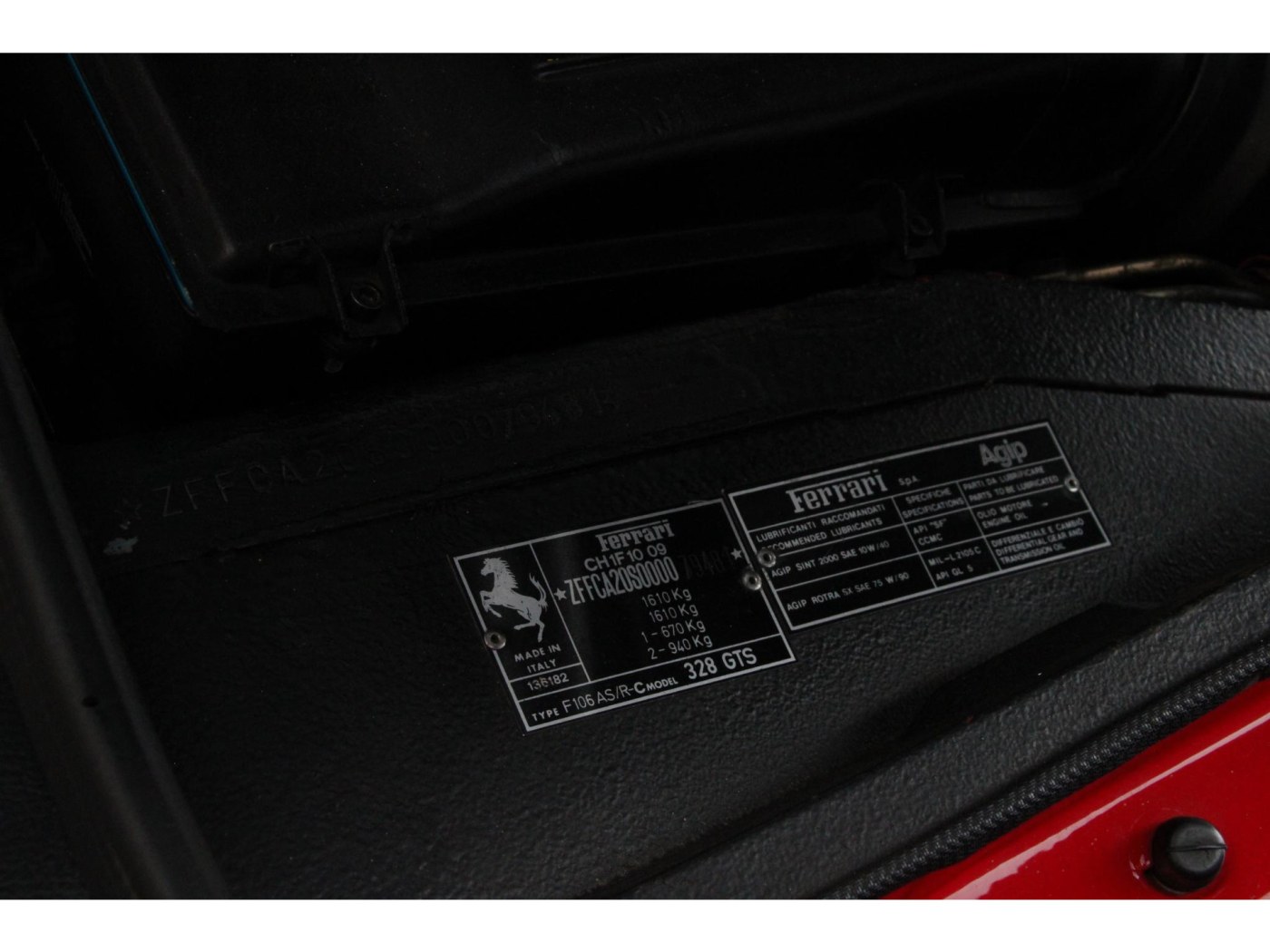 Ferrari 328 GTS | Volledige Ferrari-map | pirelli banden | — foto 36 van 60
