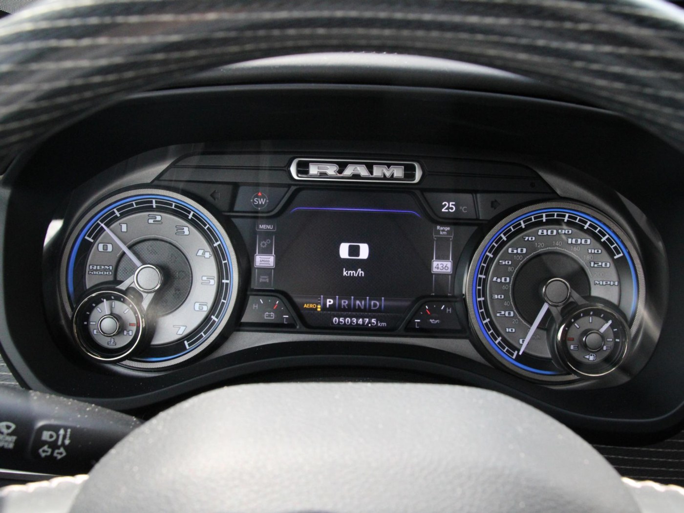 Dodge Ram 1500 5.7 V8 Crew Cab Limited Night Edition — foto 23 van 78