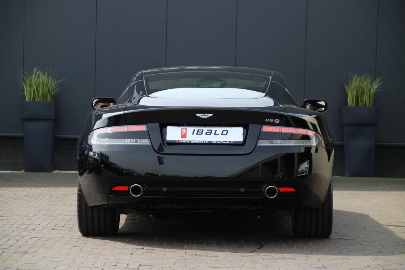 Aston Martin DB9 V12 Touchtronic — foto 8 van 39