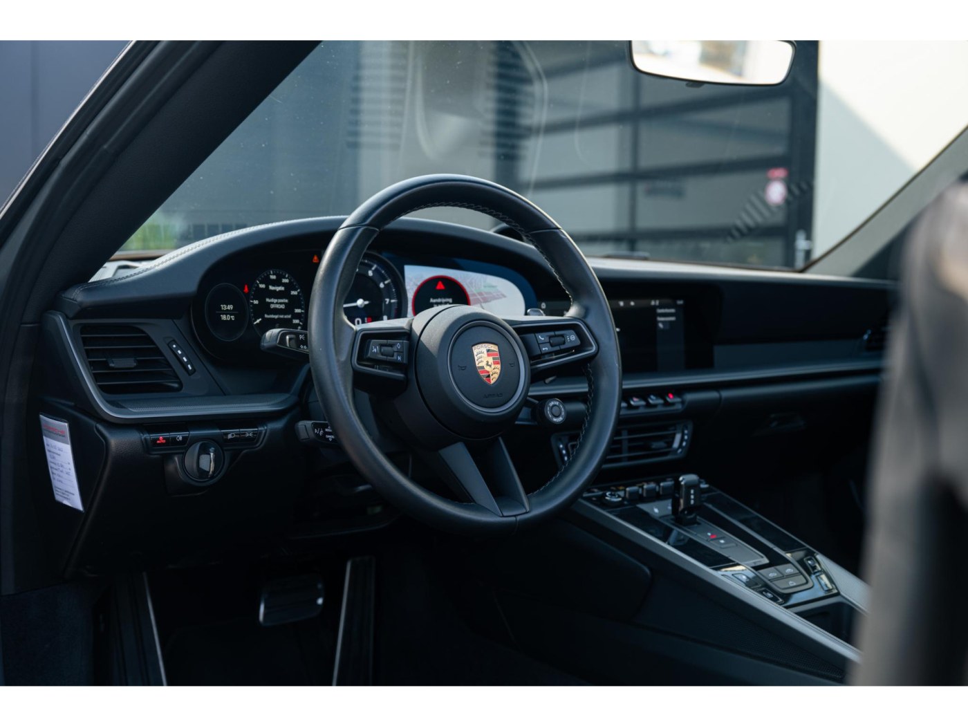 Porsche 911 Carrera S Cabrio (992) 450pk — foto 67 van 88