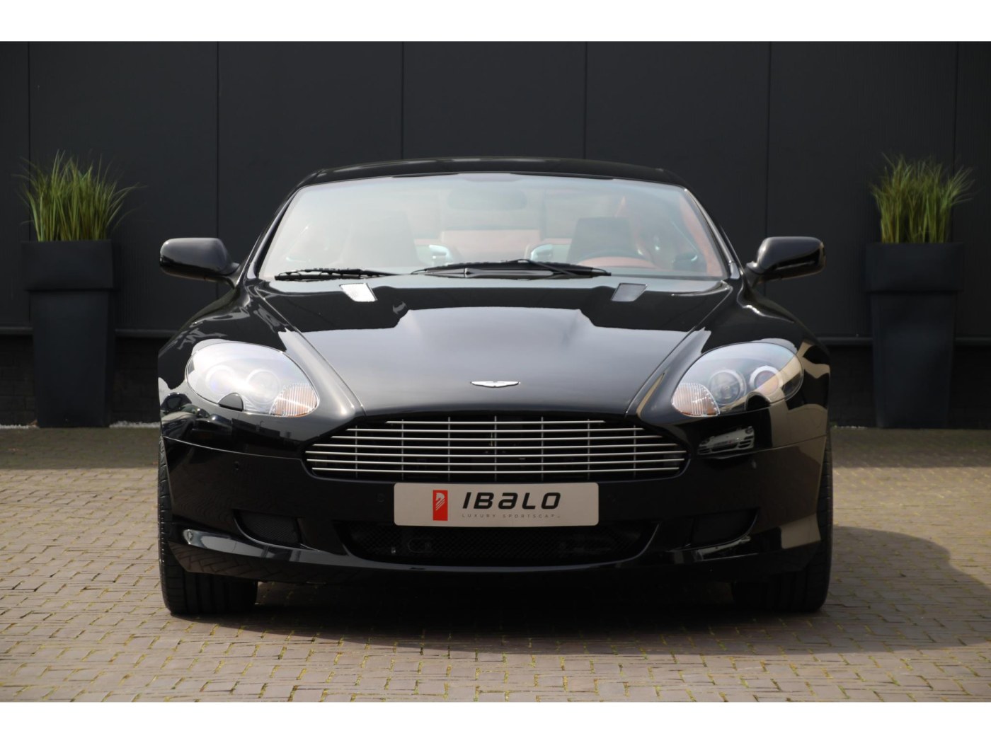 Aston Martin DB9 V12 Touchtronic — foto 7 van 39
