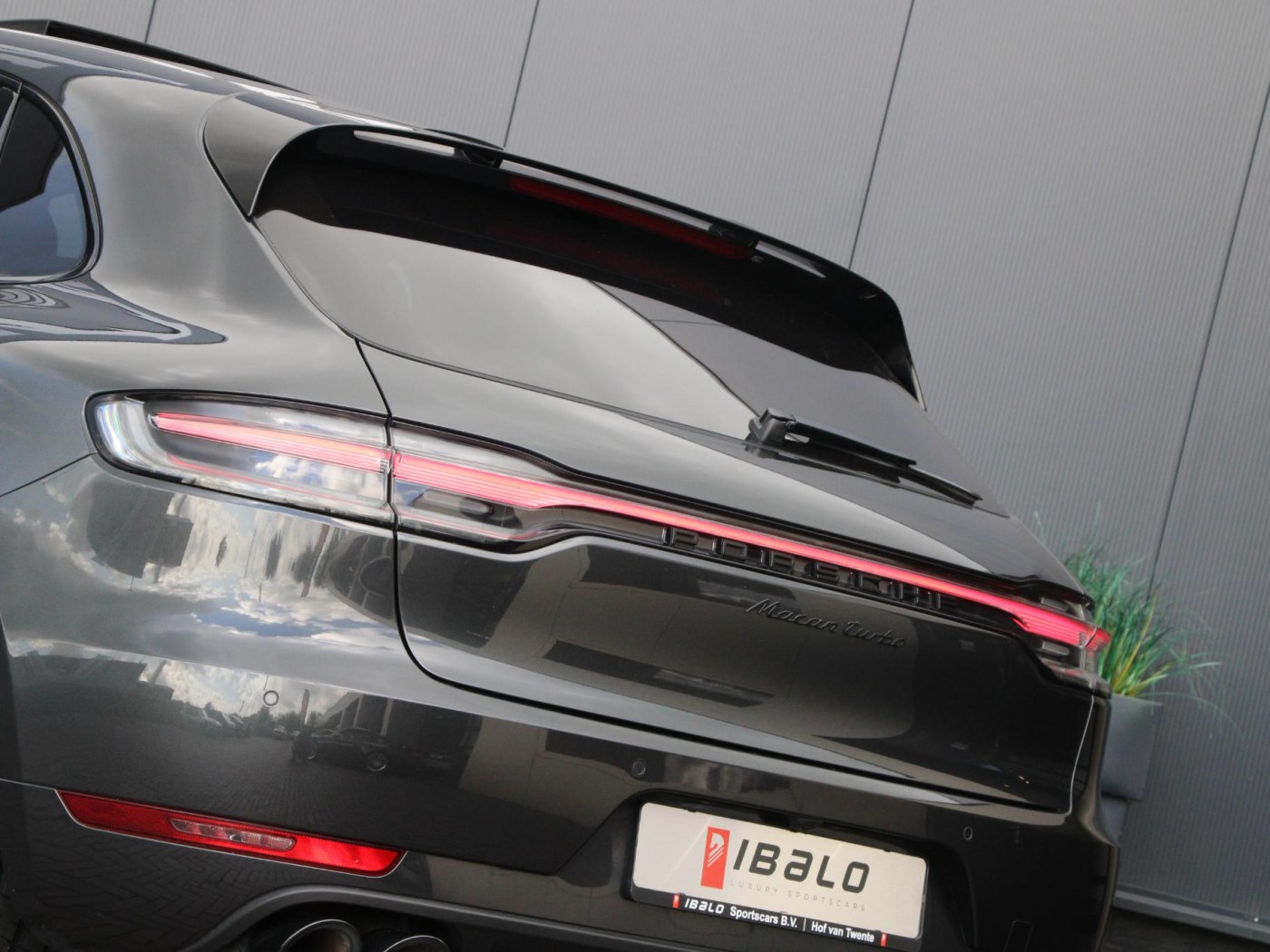 Porsche Macan 2.9 Turbo — foto 10 van 73