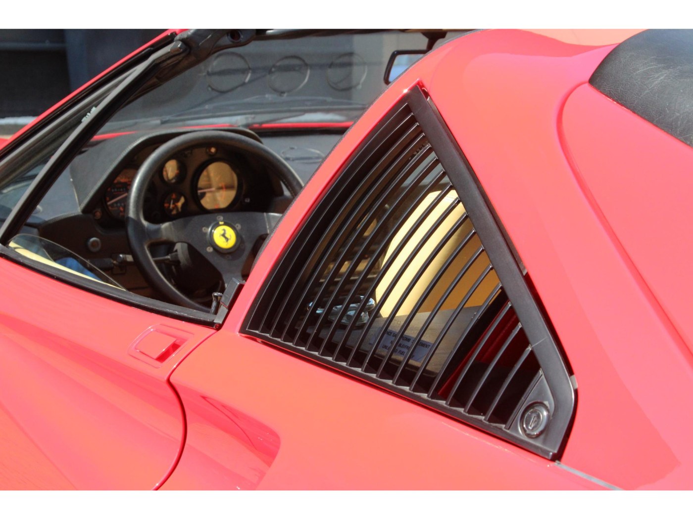 Ferrari 328 GTS | Volledige Ferrari-map | pirelli banden | — foto 7 van 60