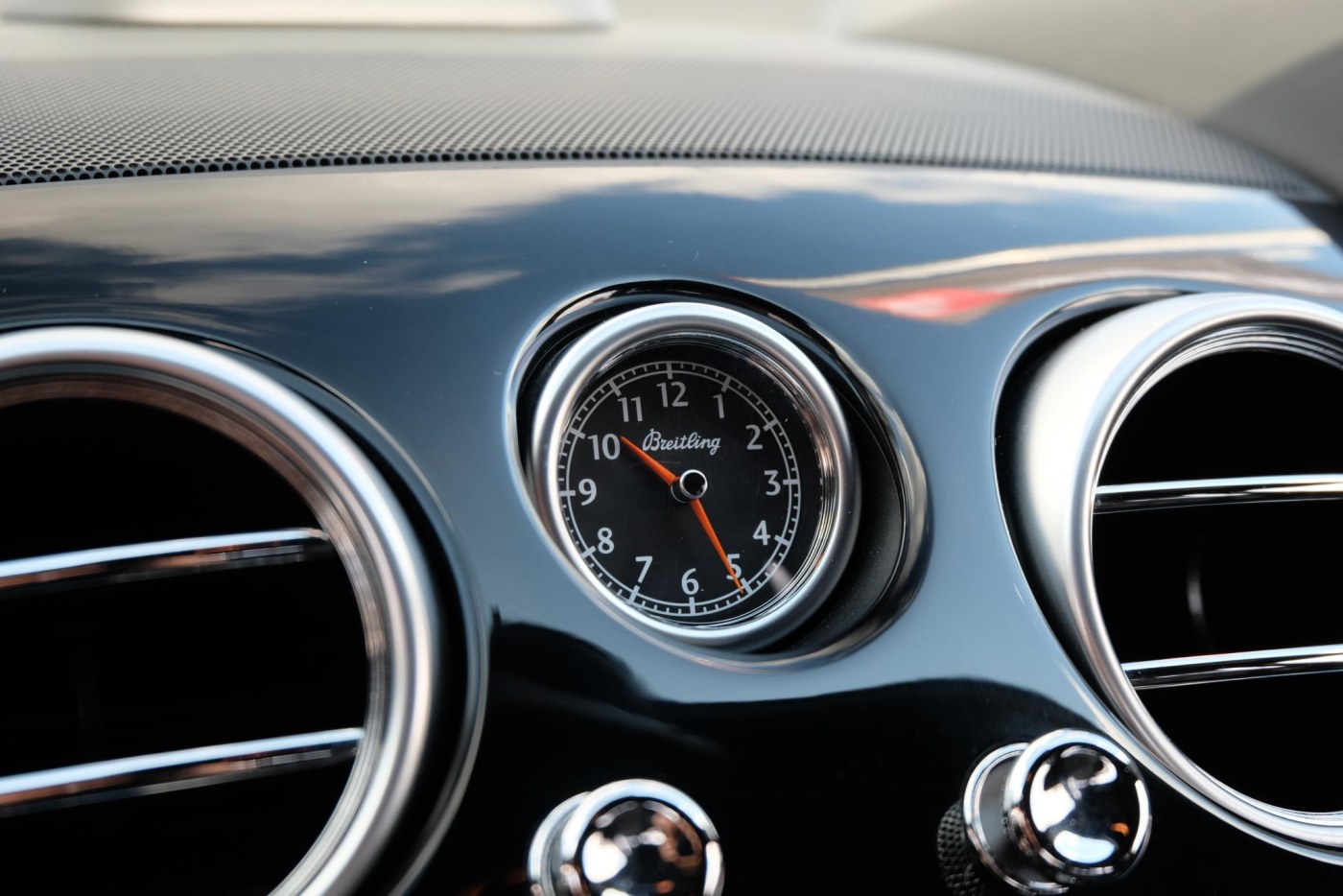 Bentley Continental Flying Spur W12 560pk — foto 14 van 44
