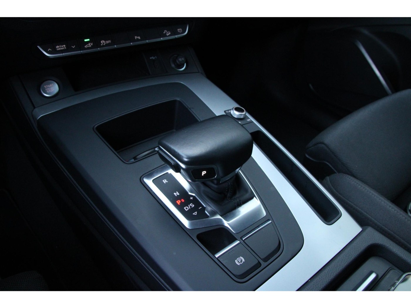 Audi Q5 50 TFSI e S edition | Trekhaak | Matrix LED | — foto 19 van 30