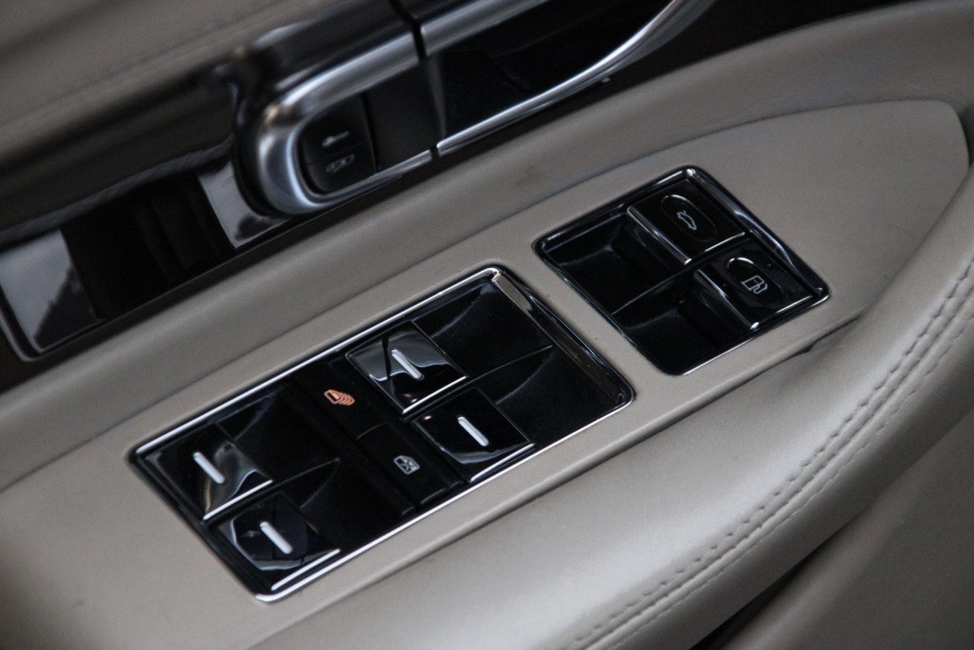 Bentley Continental GTC 6.0 W12 — foto 15 van 47