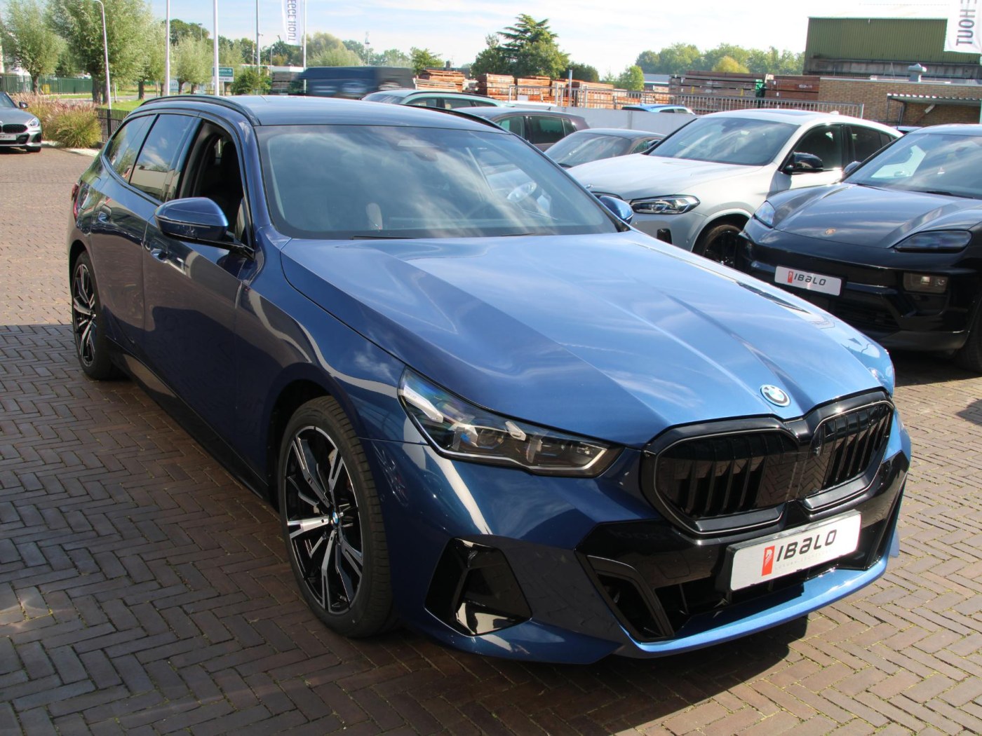BMW 5-serie Touring 550e xDrive — foto 51 van 53