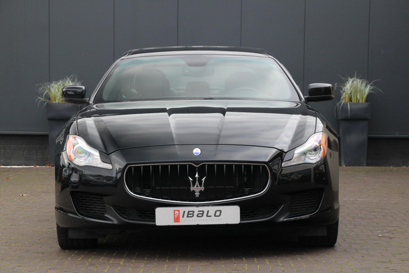 Maserati Quattroporte 3.8 V8 GTS — foto 2 van 48