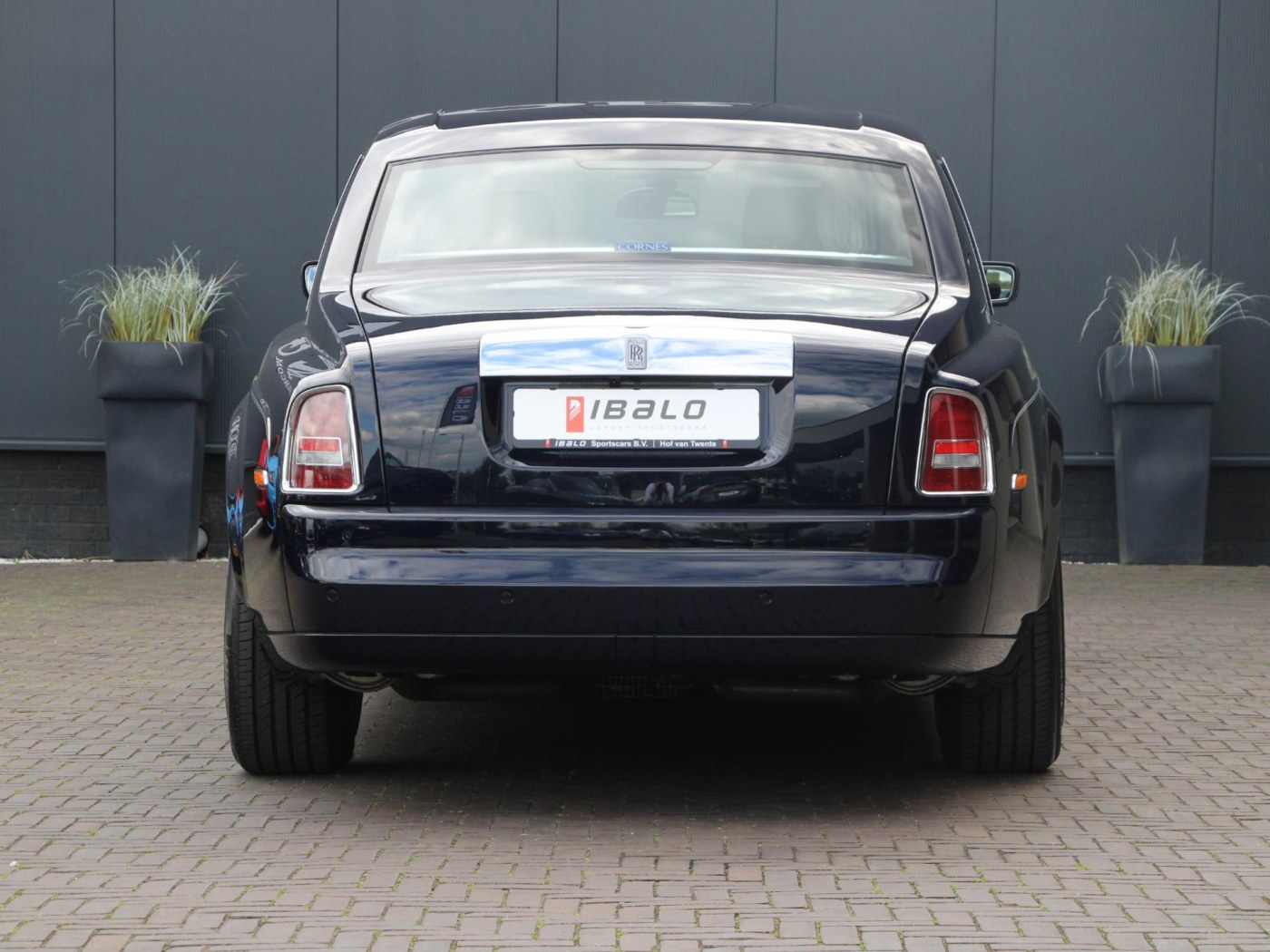 Rolls-Royce Phantom VII 6.75 EWB — foto 71 van 102