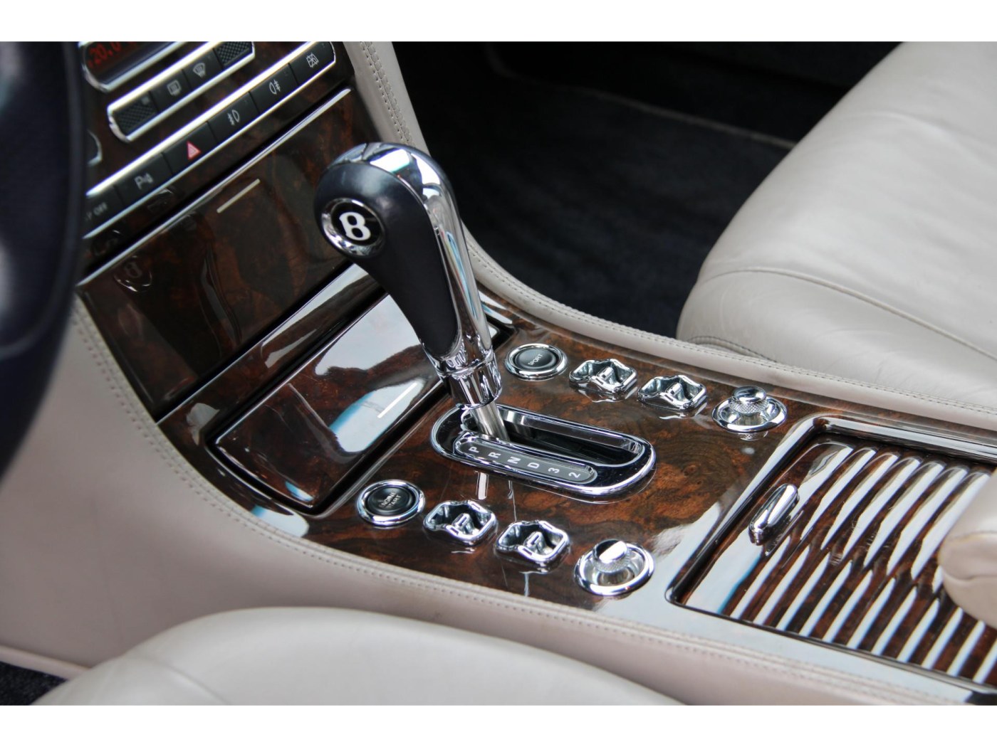Bentley Arnage T | 456pk | 825Nm | Facelift | Youngtimer | BTW auto | — foto 23 van 44