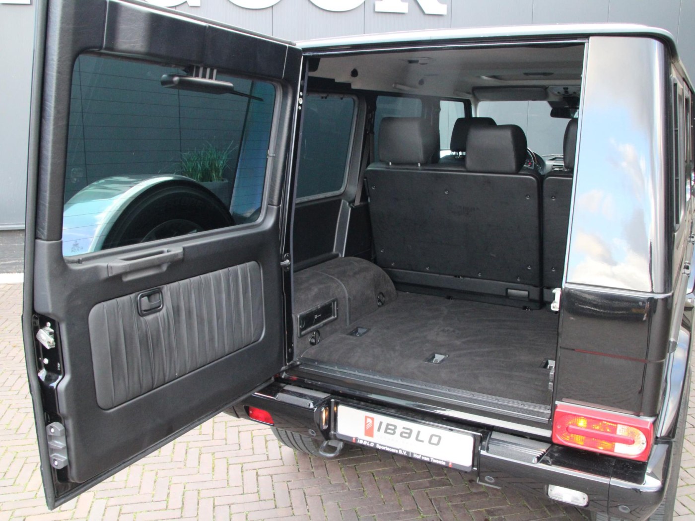 Mercedes-Benz G 500 — foto 40 van 43