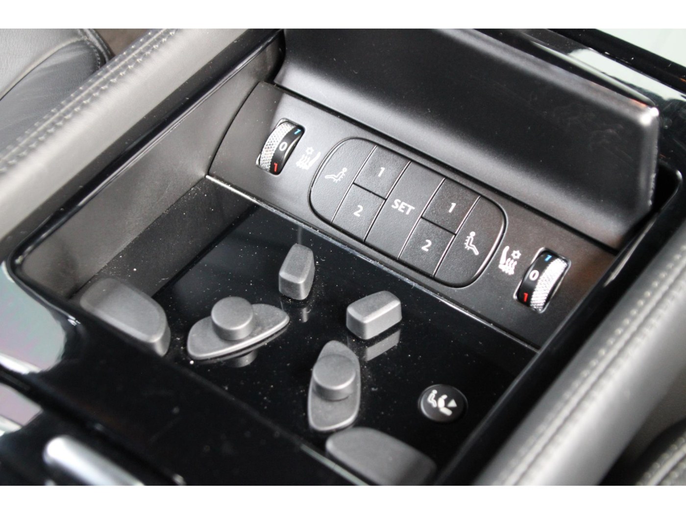 Bentley Continental Flying Spur W12 560pk — foto 11 van 44
