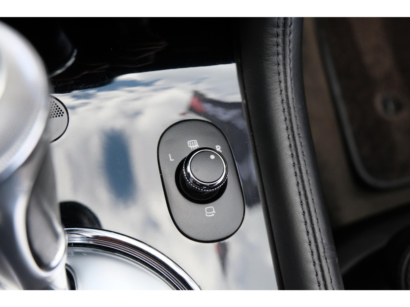 Bentley Continental Flying Spur W12 560pk — foto 32 van 44