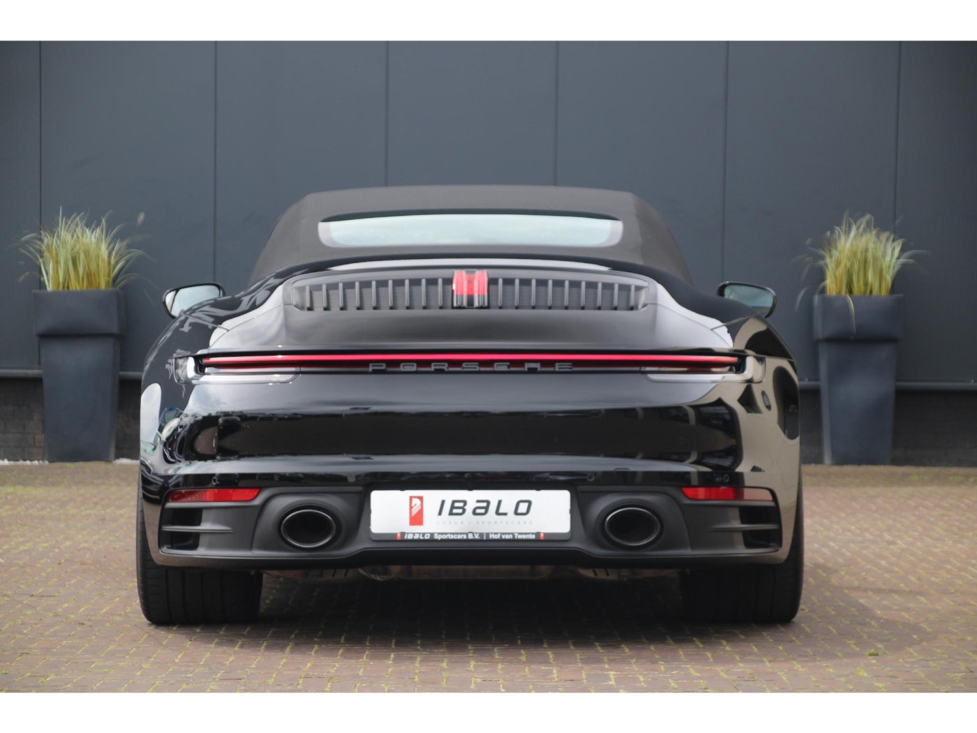 Porsche 911 Carrera S Cabrio (992) 450pk — foto 36 van 88