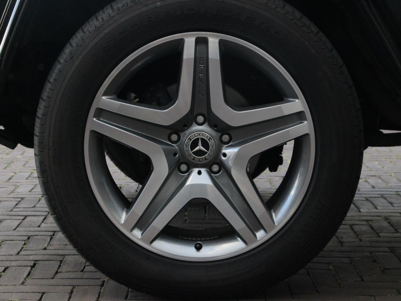 Mercedes-Benz G 500 — foto 13 van 43