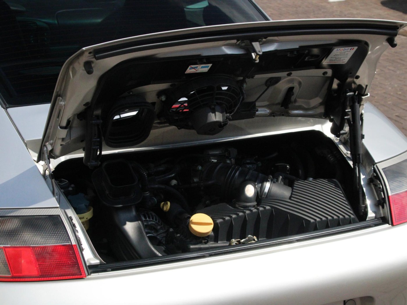 Porsche 911 3.4 Coupé Carrera — foto 23 van 42