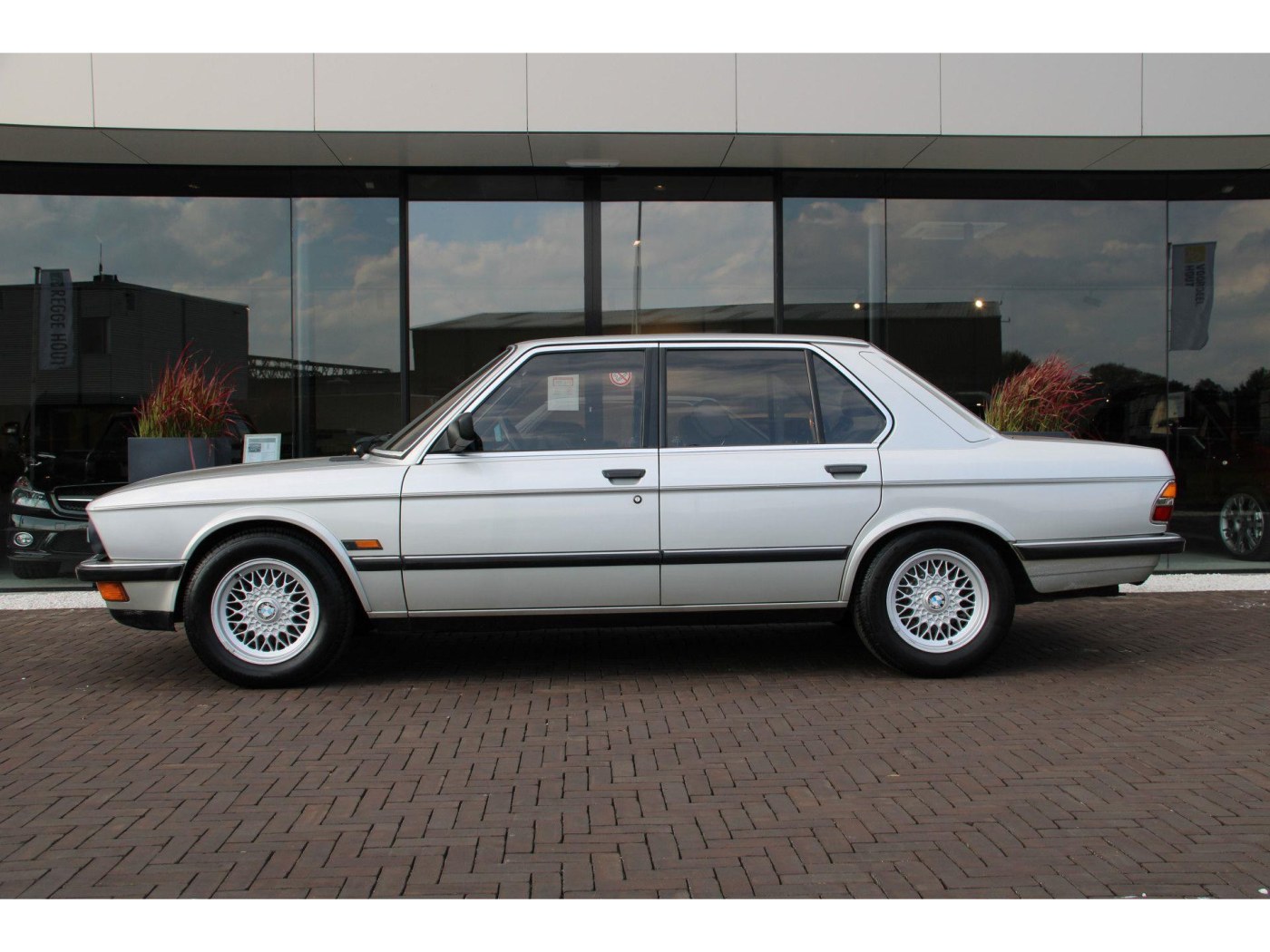 BMW 5 Serie 535i | BTW-auto | Airco | Schuifdak | — foto 9 van 33