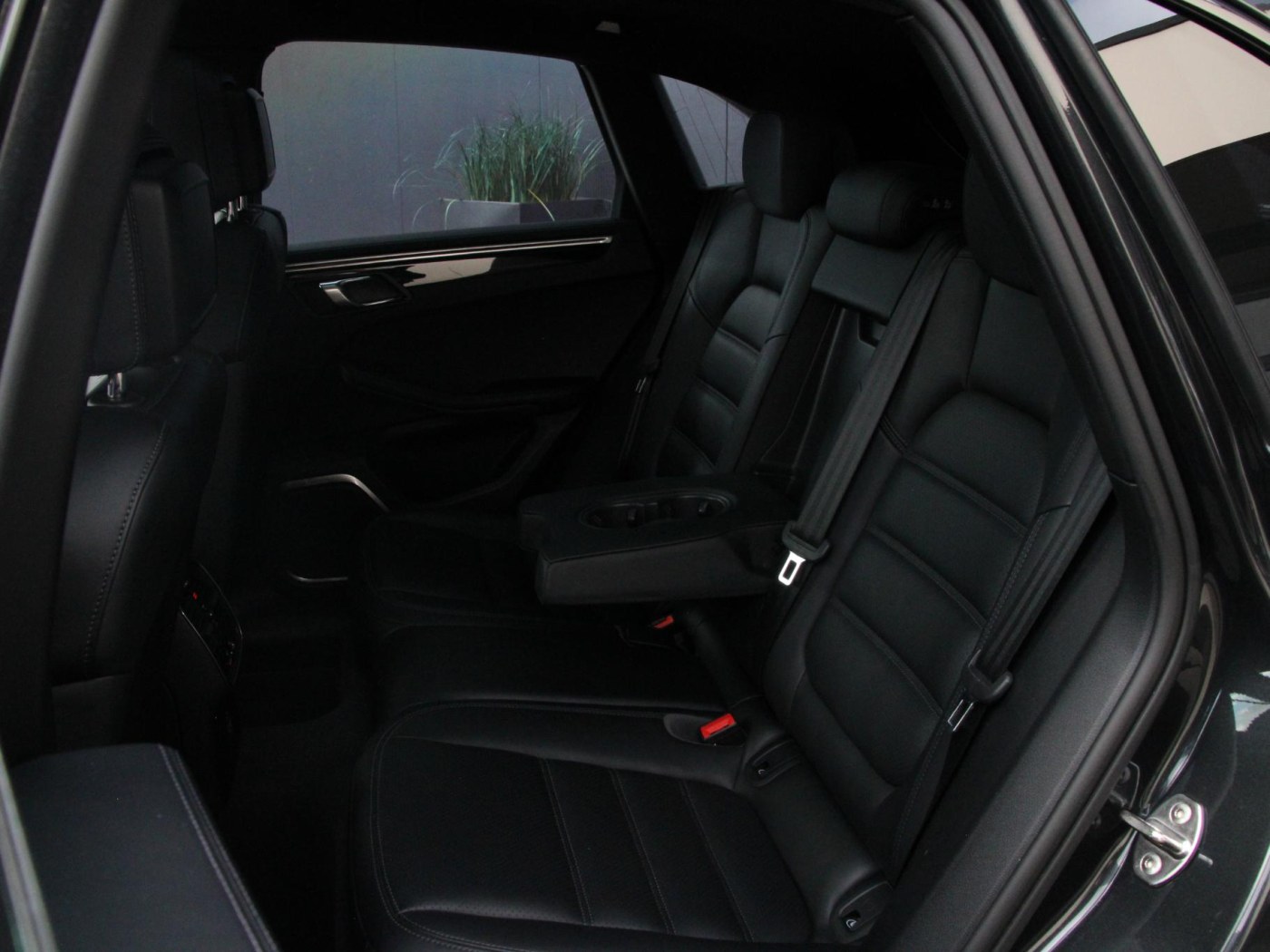 Porsche Macan 2.9 Turbo — foto 65 van 73