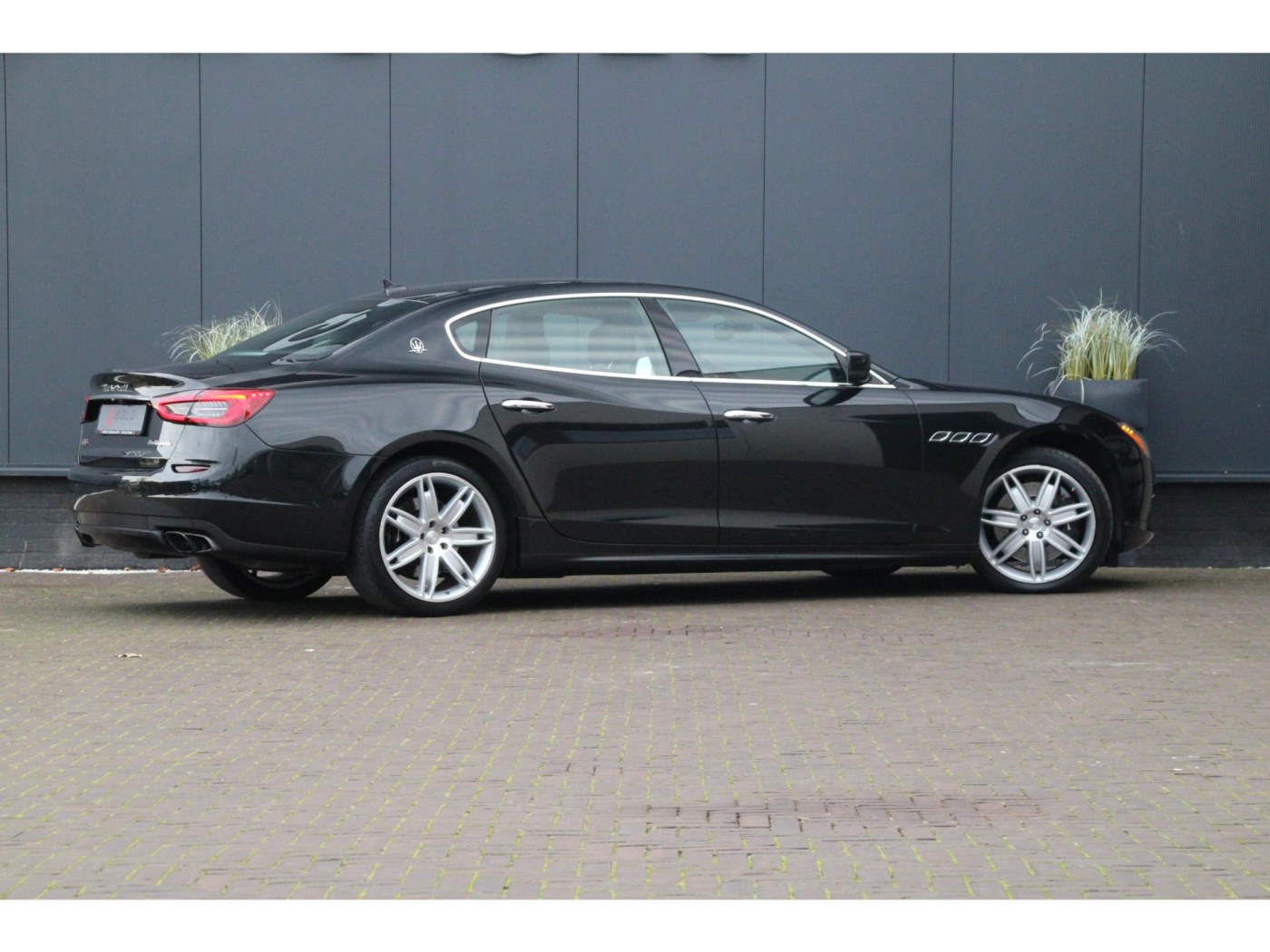 Maserati Quattroporte 3.8 V8 GTS — foto 5 van 48