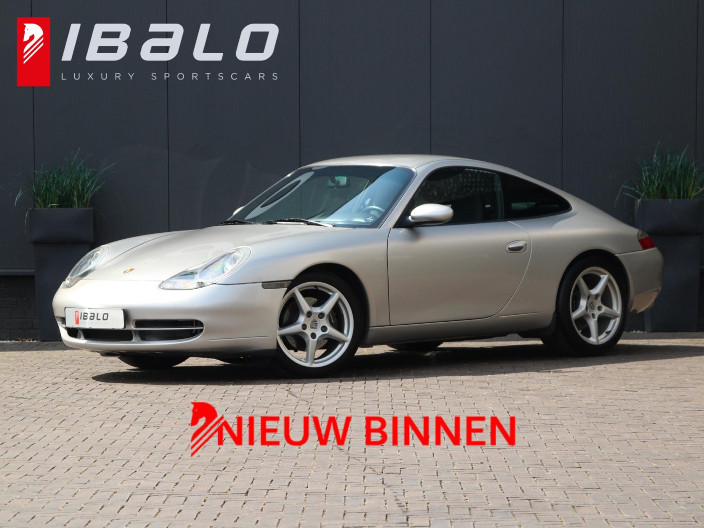 Porsche 911 3.4 Coupé Carrera — foto 1 van 42