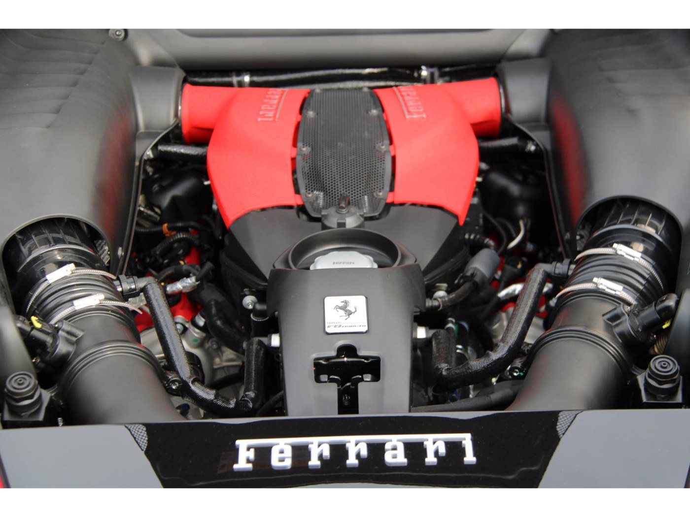 Ferrari F8 Tributo 3.9 V8 - Novitec exhaust - — foto 17 van 42