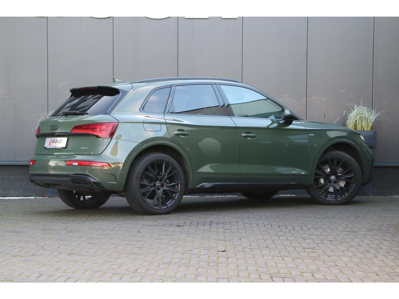 Audi Q5 50 TFSI e S edition | Trekhaak | Matrix LED | — foto 2 van 30