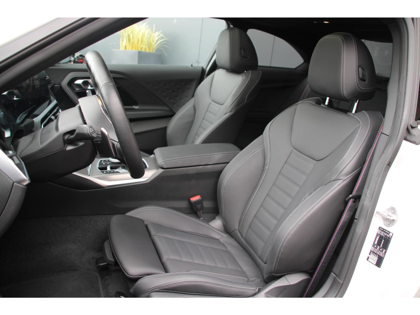 BMW 2-serie Coupé 220i | M-Sport Pro | Schuifdak | Harman/Kardon | — foto 4 van 32