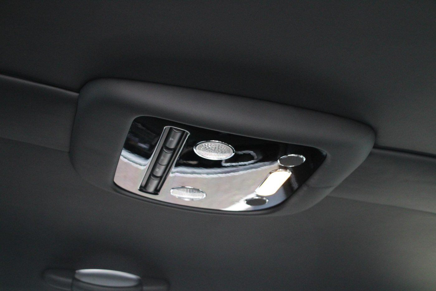 Bentley Continental Flying Spur W12 560pk — foto 43 van 44