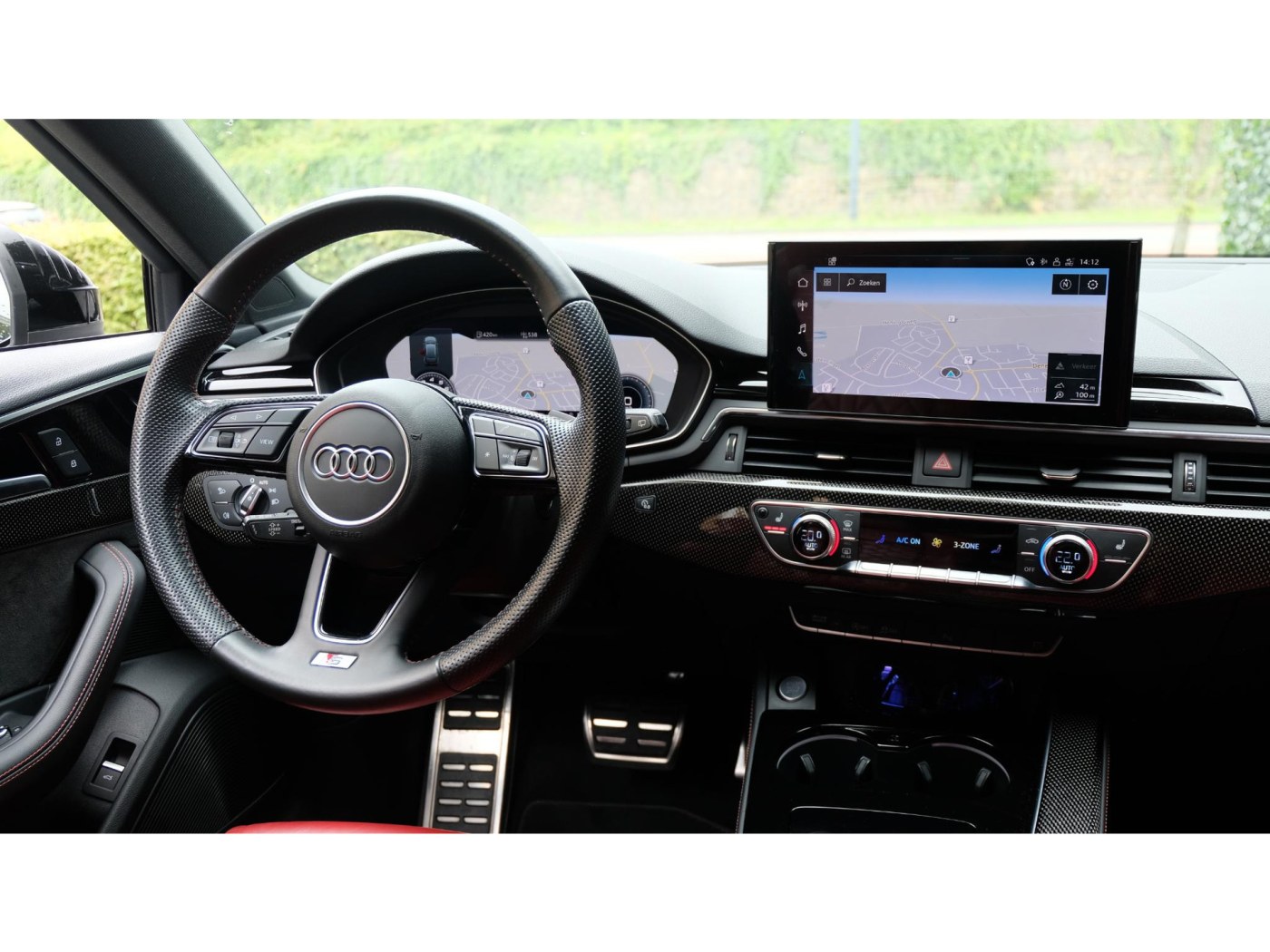 Audi A4 Avant 45 TFSI Quattro Edition One | 245pk | S Stoelen | Trekhaak | B&O | MHEV | — foto 3 van 33