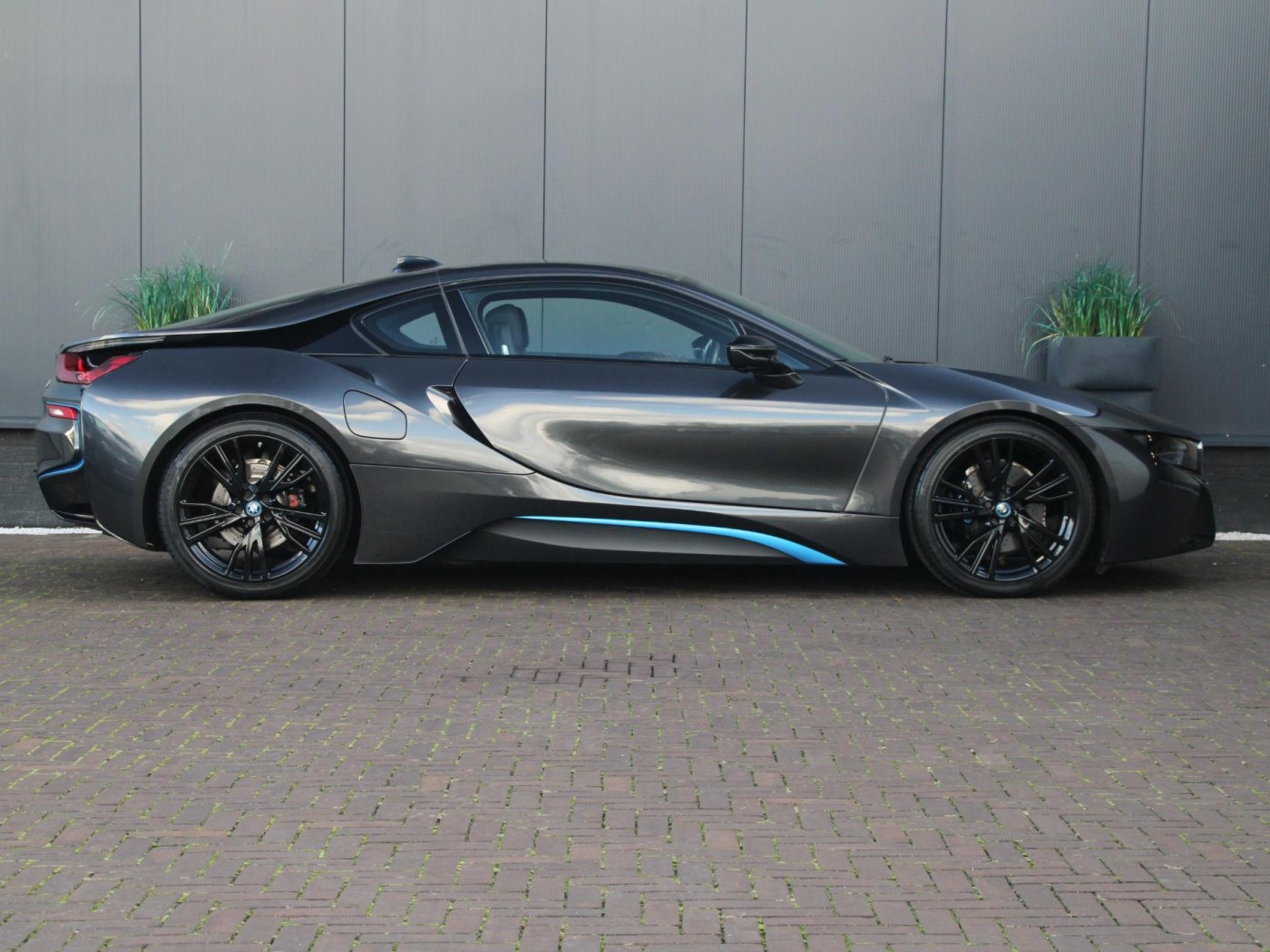 BMW i8 Pure Impulse — foto 15 van 56