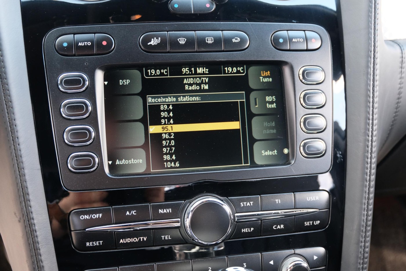 Bentley Continental Flying Spur W12 560pk — foto 20 van 44