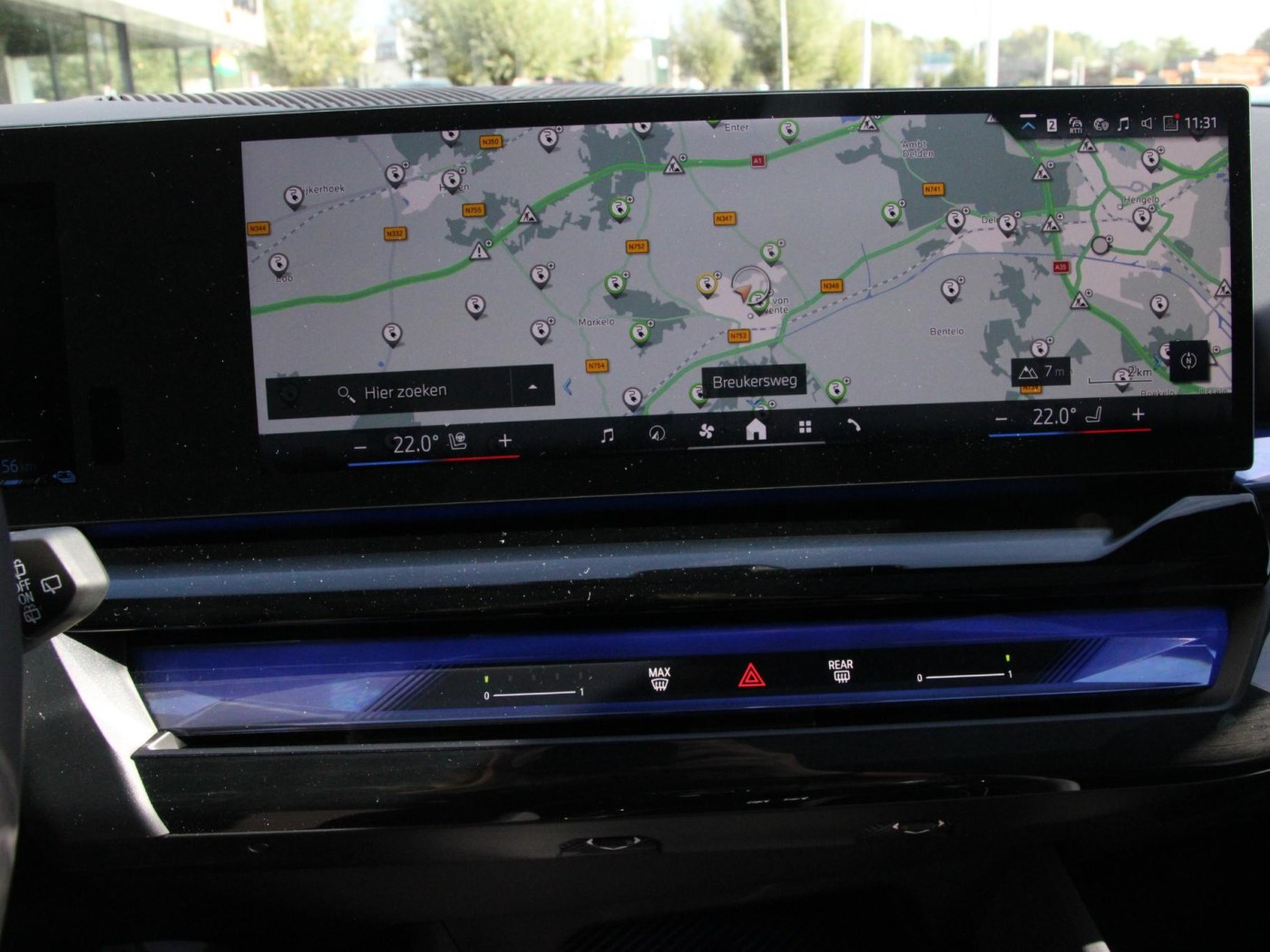 BMW 5-serie Touring 550e xDrive — foto 35 van 53